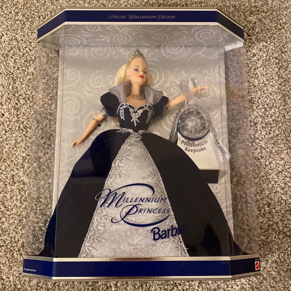 Barbie Millennium Princess 1999 NWT